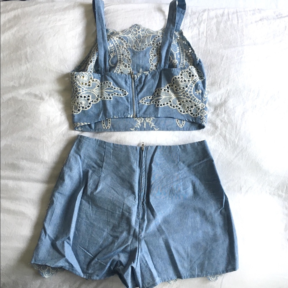 Embroidered high waisted skort and crop top - Picture 4 of 6